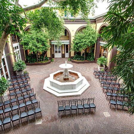 Saint Louis Hotel ニューオーリンズ エクステリア 写真